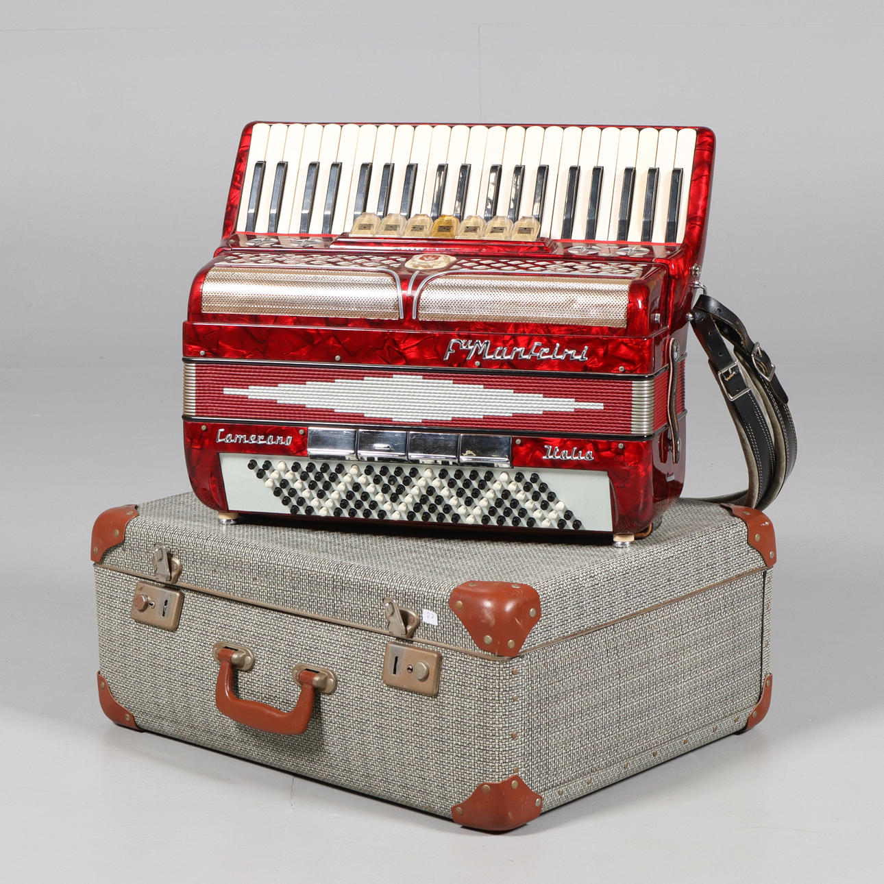 ACCORDION, Manfrini Camerano, Italy. Collectables - Musical