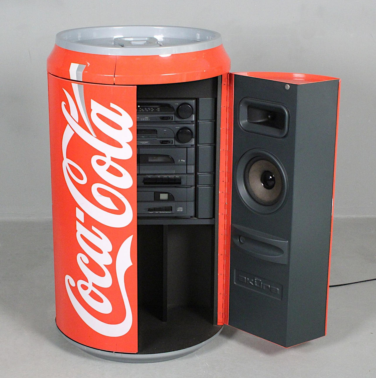 'Coca Cola 'stereo system, 1900s.