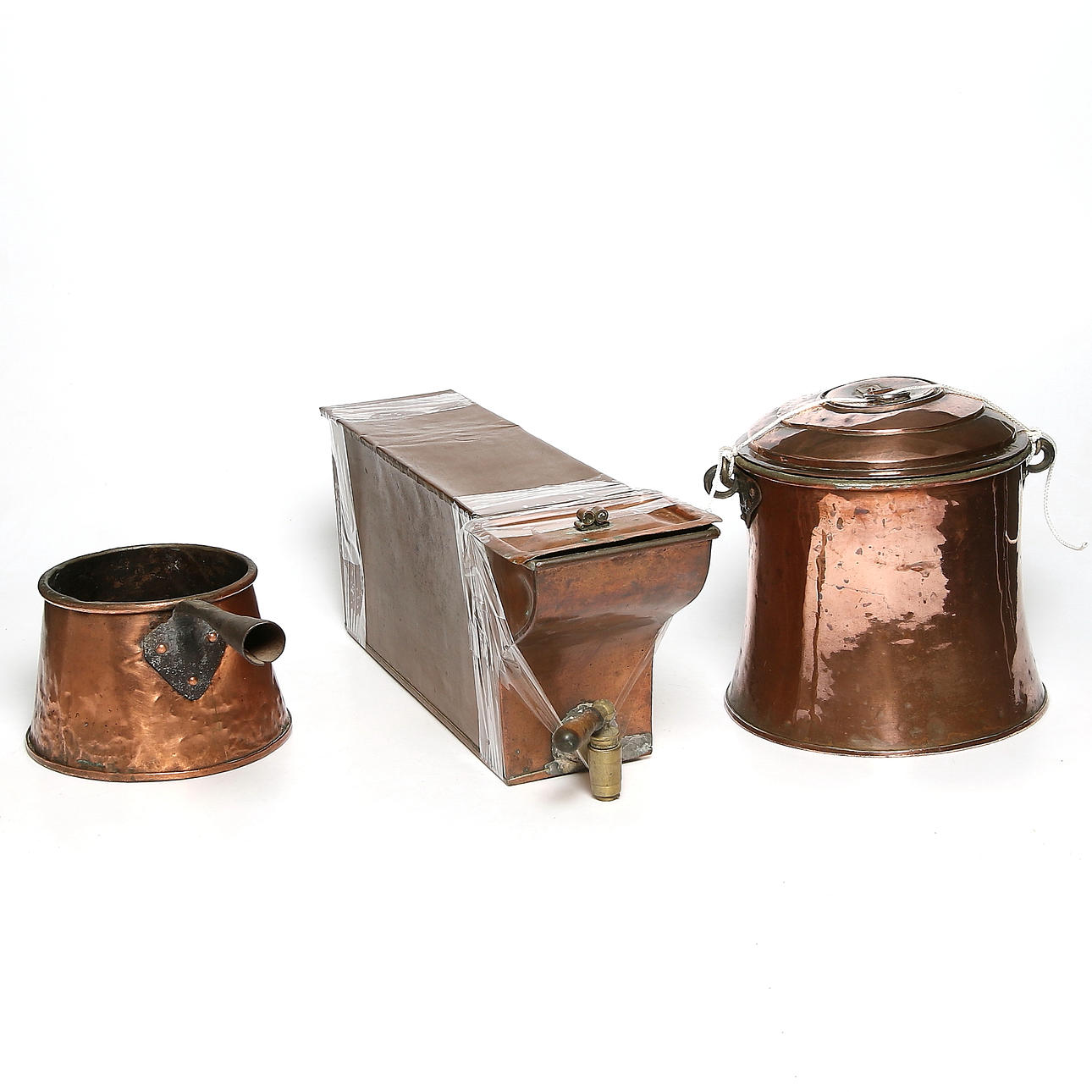 HINK, KITTEL och VATTENBEHÅLLARE, 3 delar, koppar, 1800-tal.