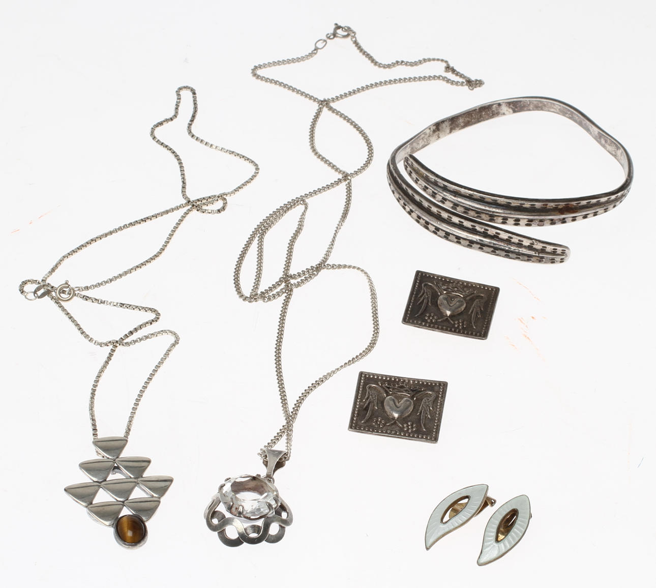 SMYCKEN, silver, bland annat David-Andersen och Norsk Sölvvareindustri. 1900-tal.