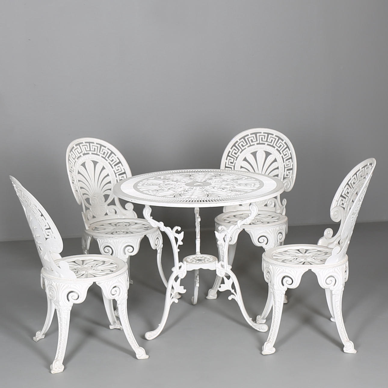 TRÄDGÅRDSMÖBLER, 5 delar, fransk stil. Sen tillverkning.