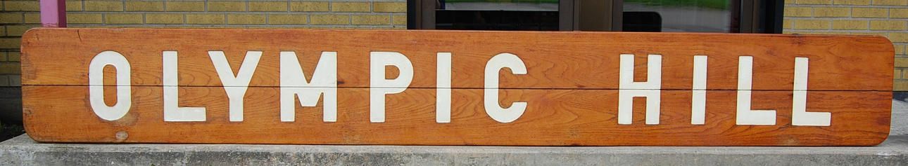 FARTYGSSKYLT, " OLYMPIC HILL " enligt uppgift proveniens Onassis fartyg, längd 380 cm.