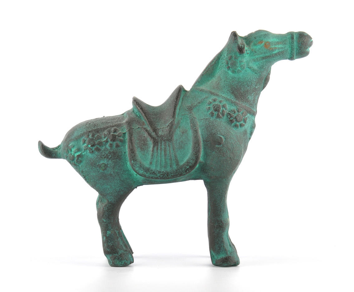 REPLIK AV EN HÄST FRÅN HAN-PERIODEN.