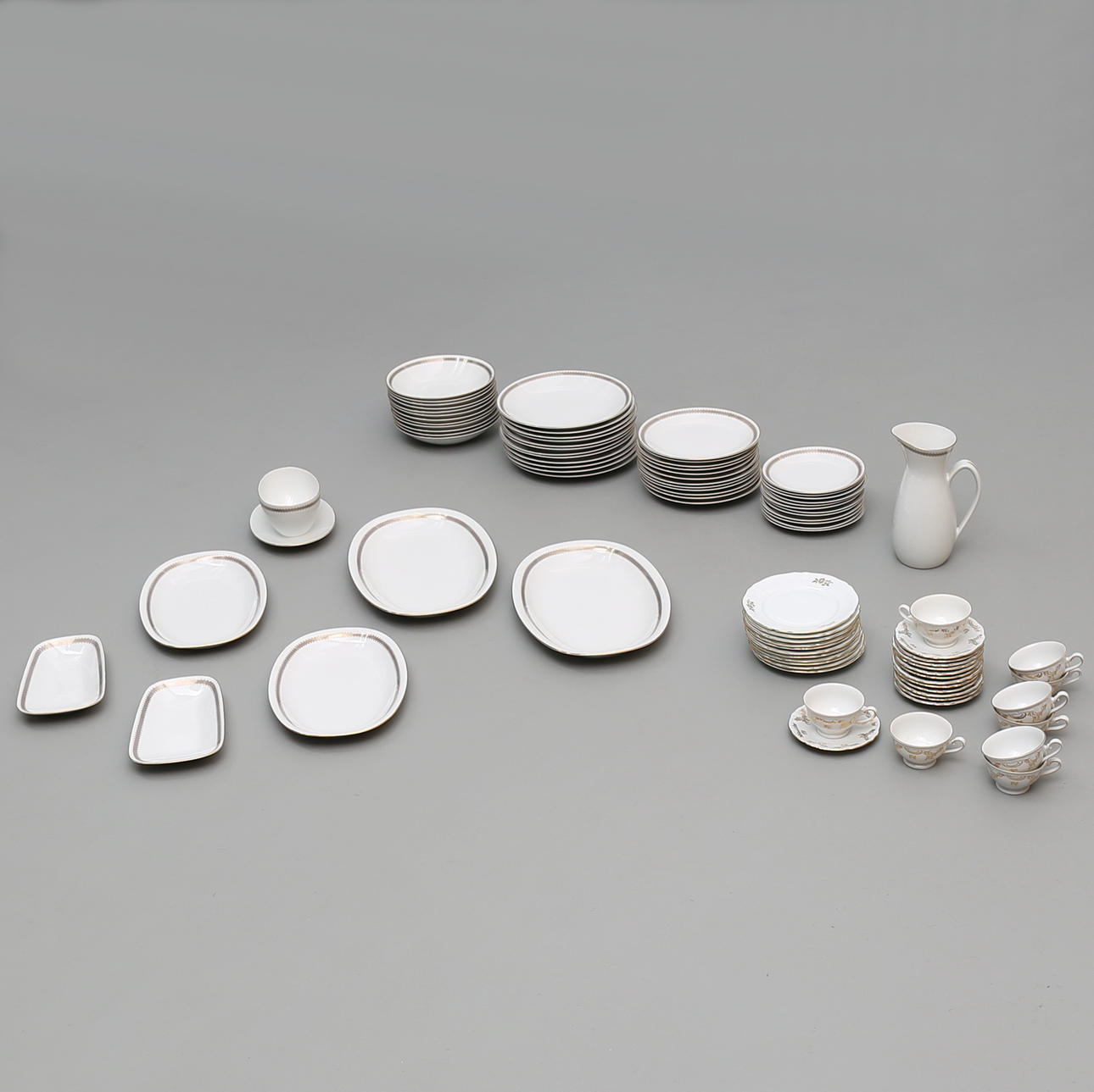 MAT OCH KAFFESERVIS, 88 delar bl.a Rörstrand Elegance.