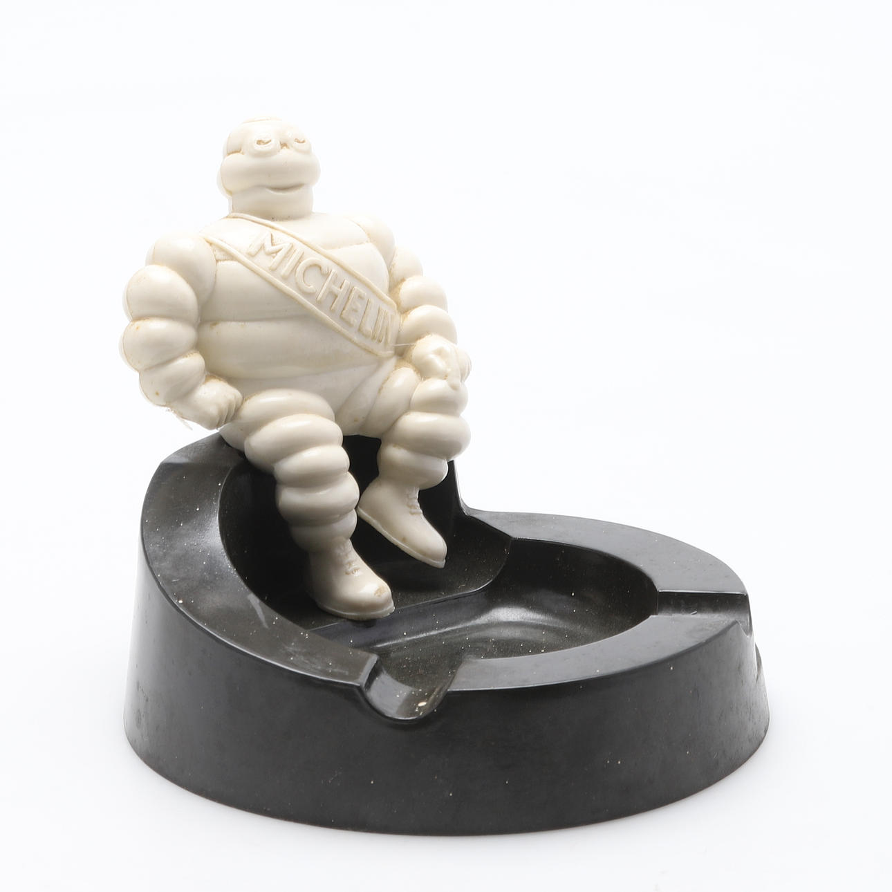 A Michelin bakelite ashtray, mid 20th century.