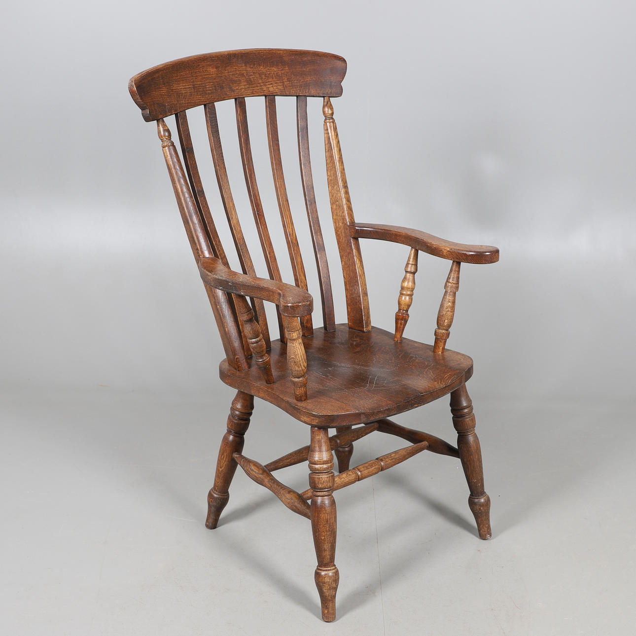 EN KÖKSFÅTÖLJ I EK.