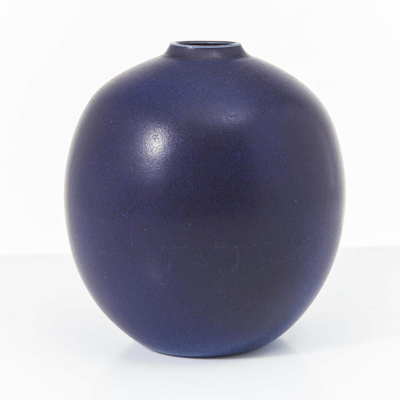 AGNE ARONSSON. Vase, stoneware, blue glaze, monogram signed, own workshop.