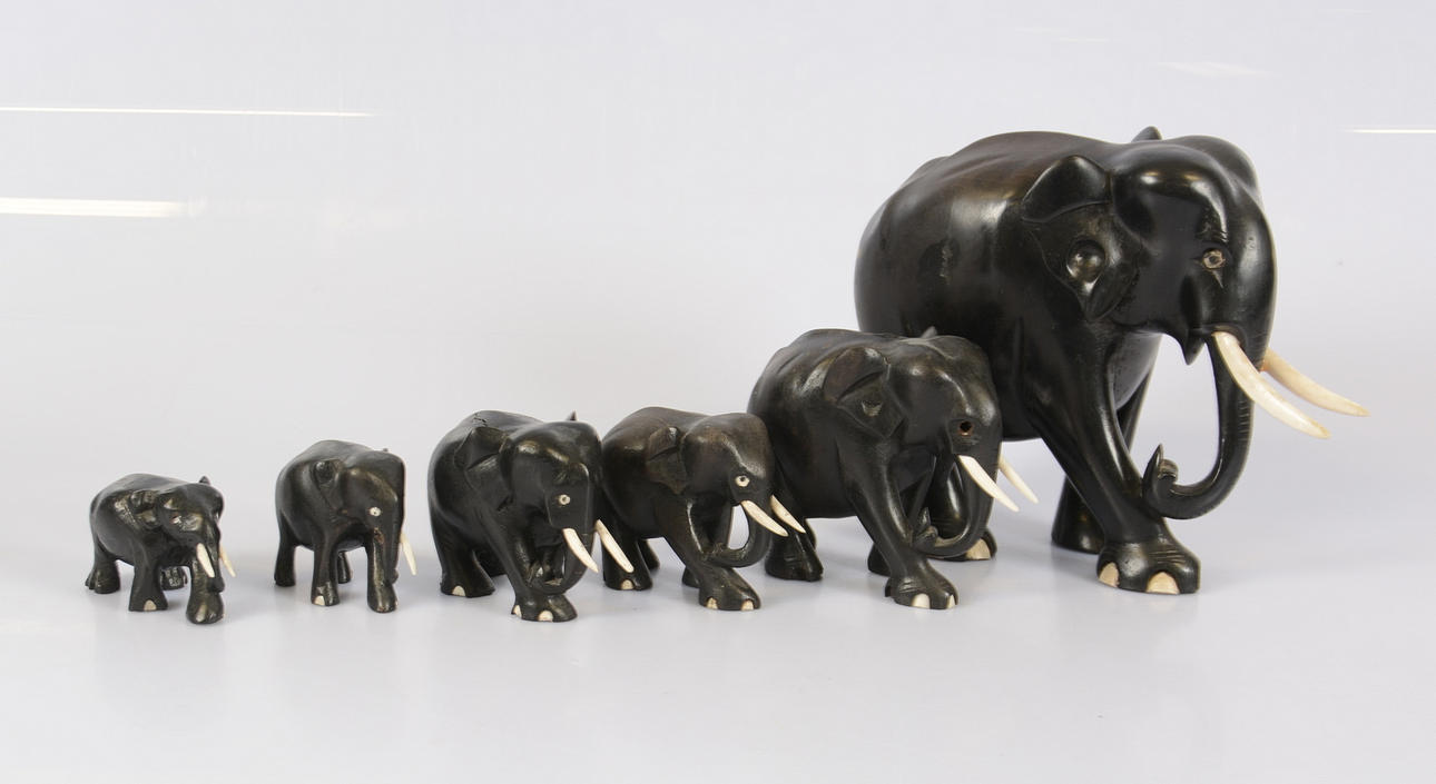 PRYDNADSELEFANTER, trä, 6-stycken.
