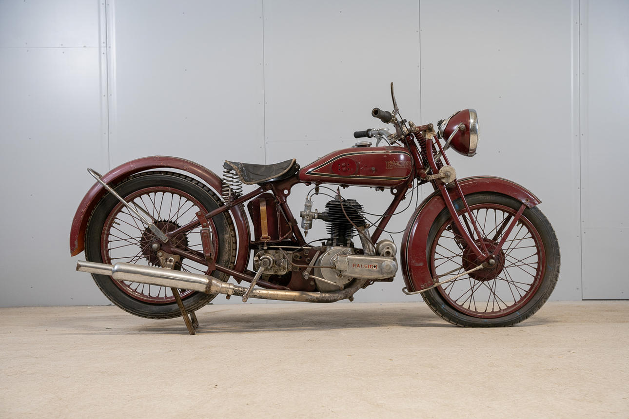 A 1928 RALEIGH Model 500, England.