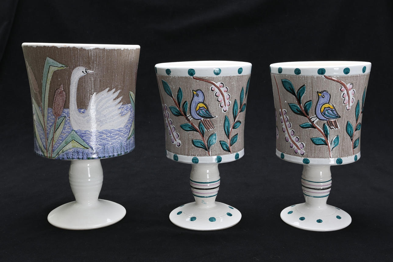 YTTERFODER, 3 st, Per-Olof Holmén, Kloster Keramik, 1900-tal.