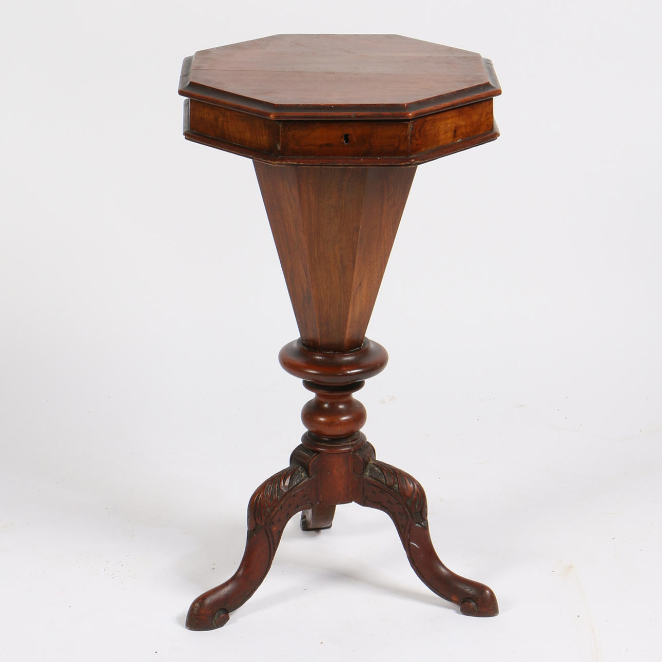 A VICTORIAN WALNUT TRUMPET SHAPED SEWING TABLE.