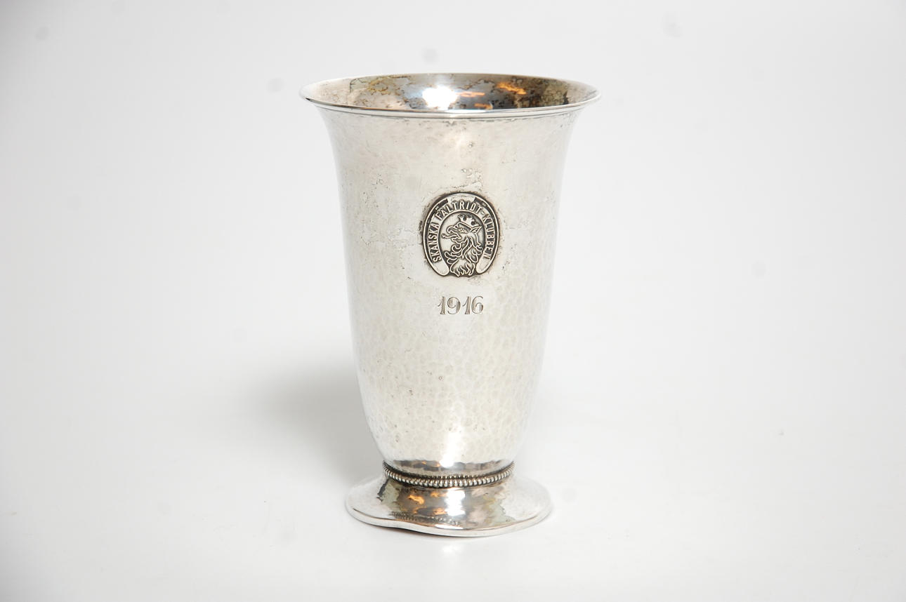 VAS, silver, stämplad E M O Möller Malmö 1916.