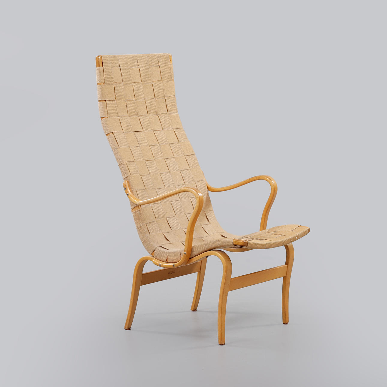 BRUNO MATHSSON. HVILESTOL, „Eva Hög“, Bruno Mathsson, dateret 1997.