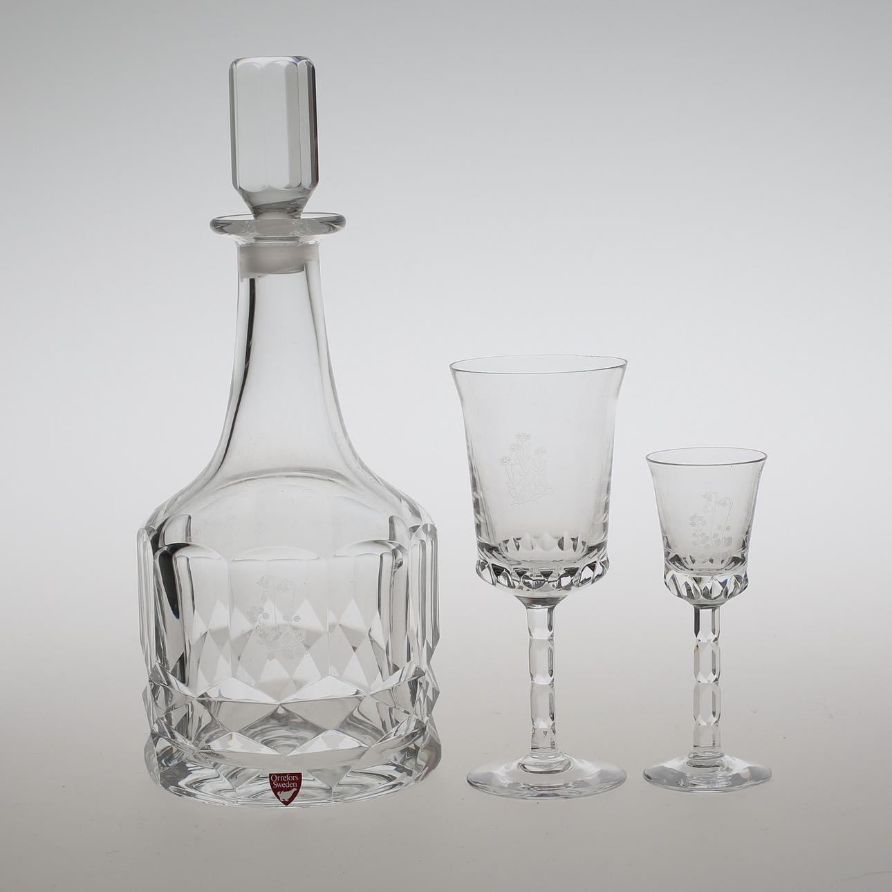 GLASSERVIS, 27 delar, Olle Alberius Orrefors, Ingrid Nilsson Fyrklövern AB.