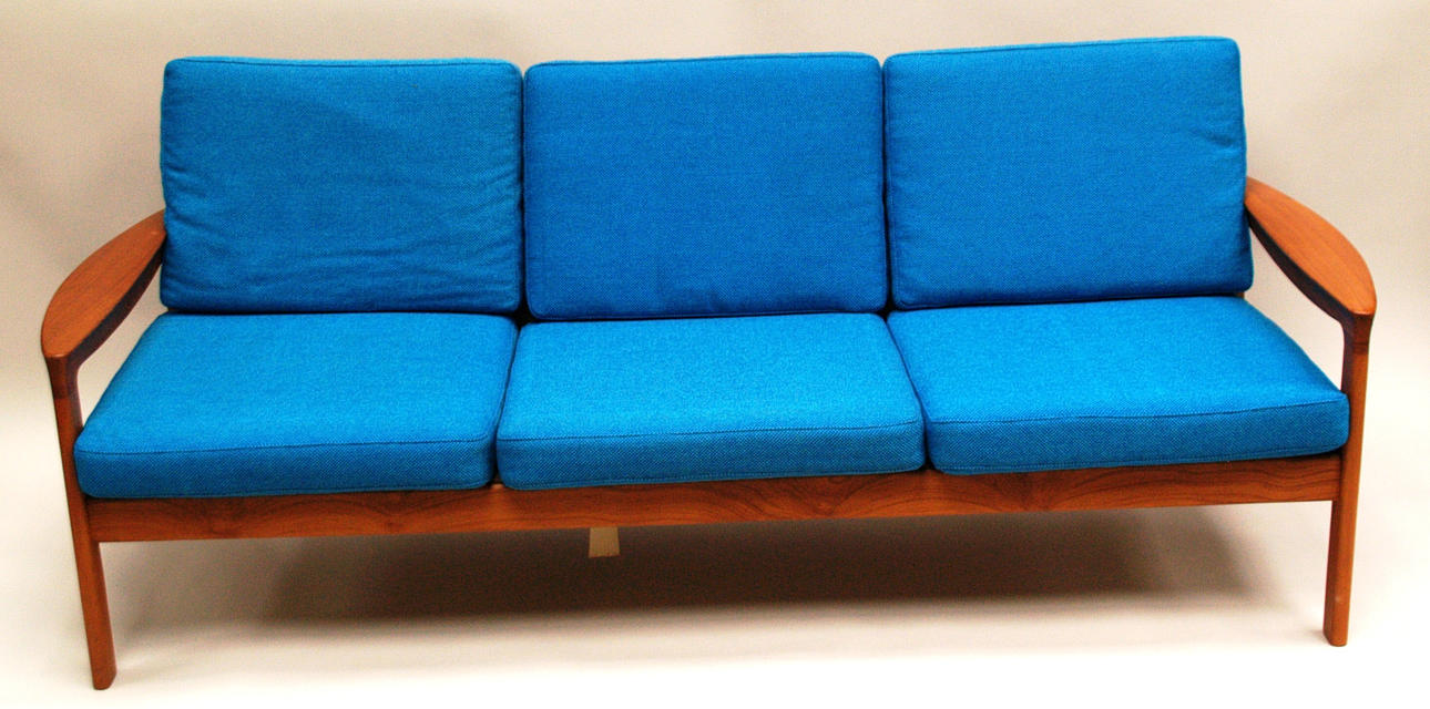 NIELS BACH. SOFA - 3 SEATER, Danmark, Royal Scandinavia, Comfort.