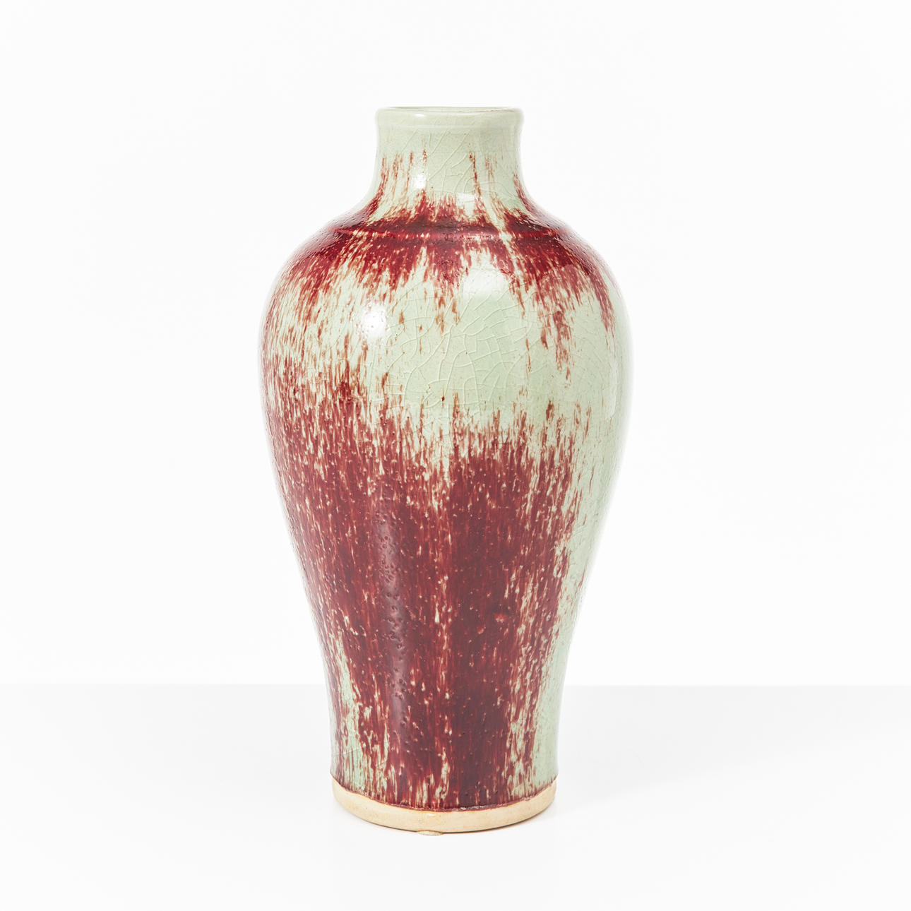 HENNING NILSSON. A stoneware vase, signed and dated 1985, Höganäs.