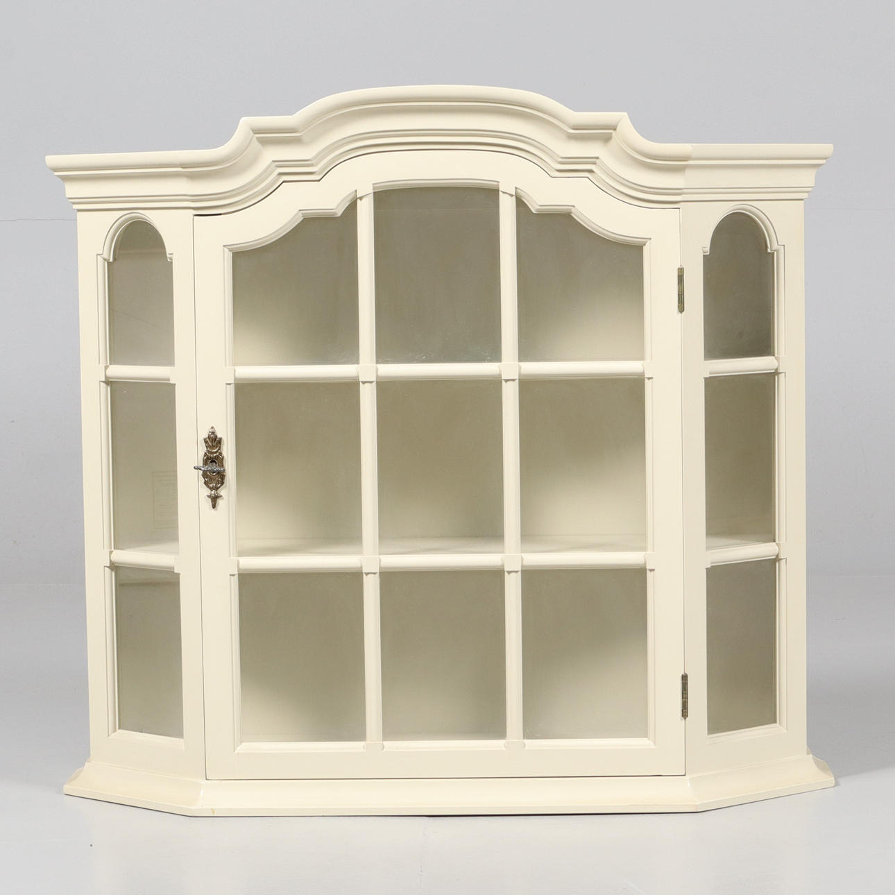 VITRINE, wandhängend, gustavianischer Stil.