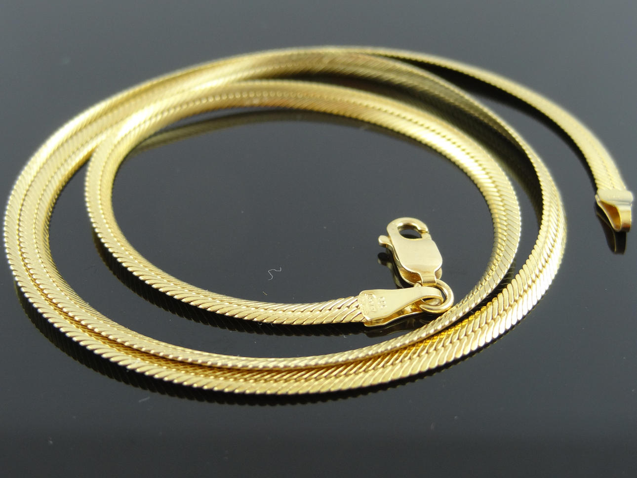 SLIM DESIGN HALSBAND 14k guld.
