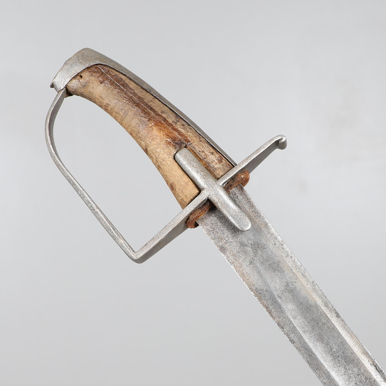 A 1788 PATTERN LIGHT CAVALRY SWORD. Weapons & Militaria - Edged weapons ...