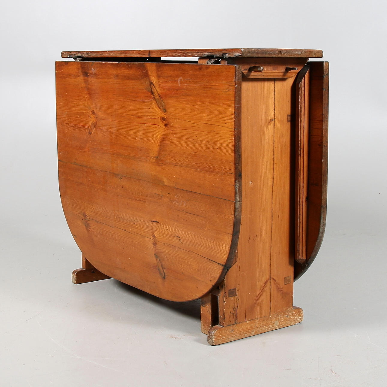 SLAGBORD, allmoge, 1800-tal.