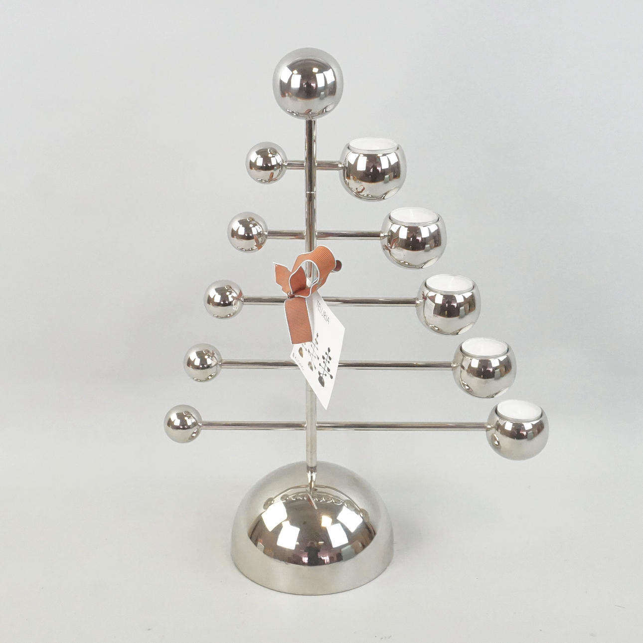 Kynttelikkö, ruostumaton teräs, ”Telluria”, Note design, Klong.