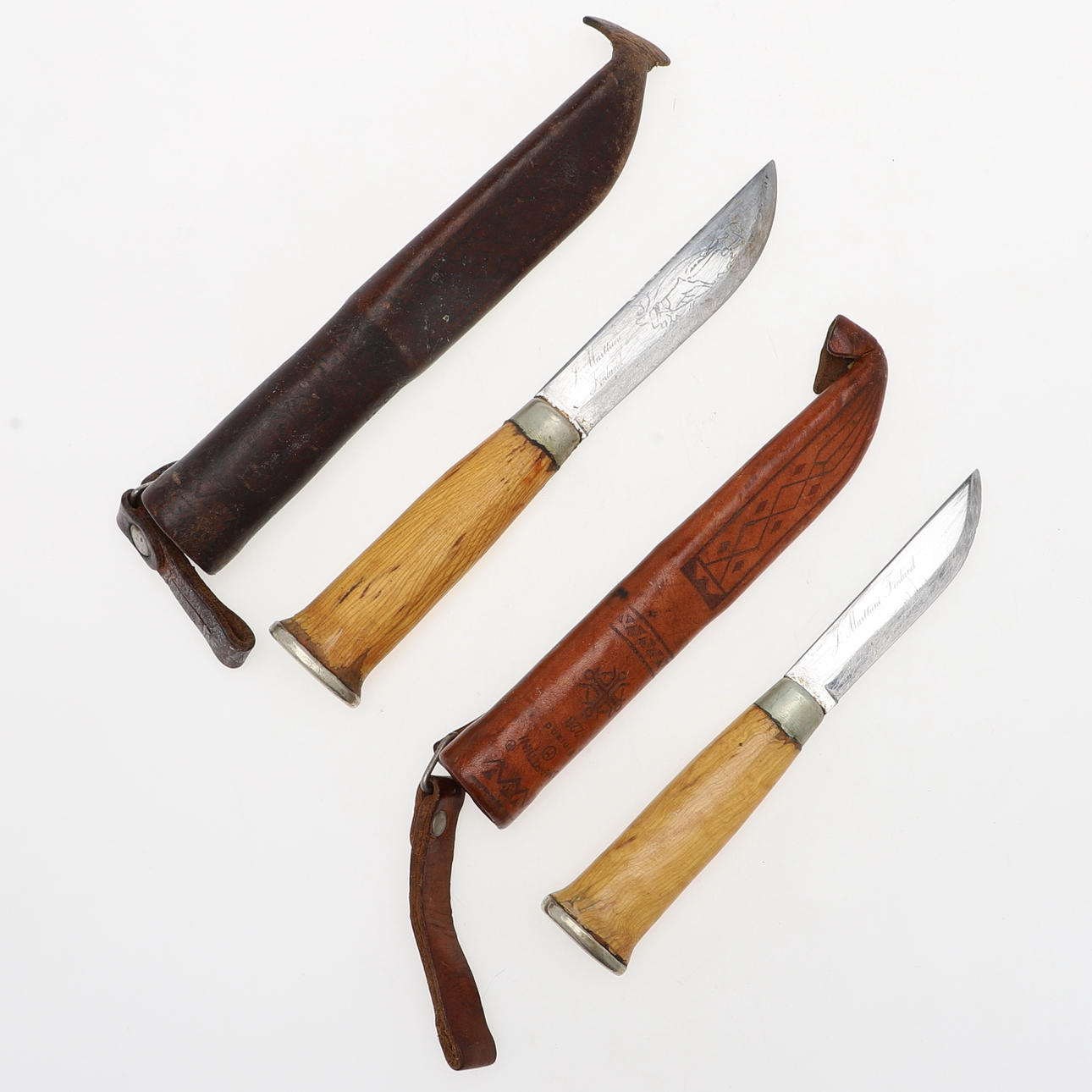 KAKSI PUUKKOA, J. Marttiini, Suomi.