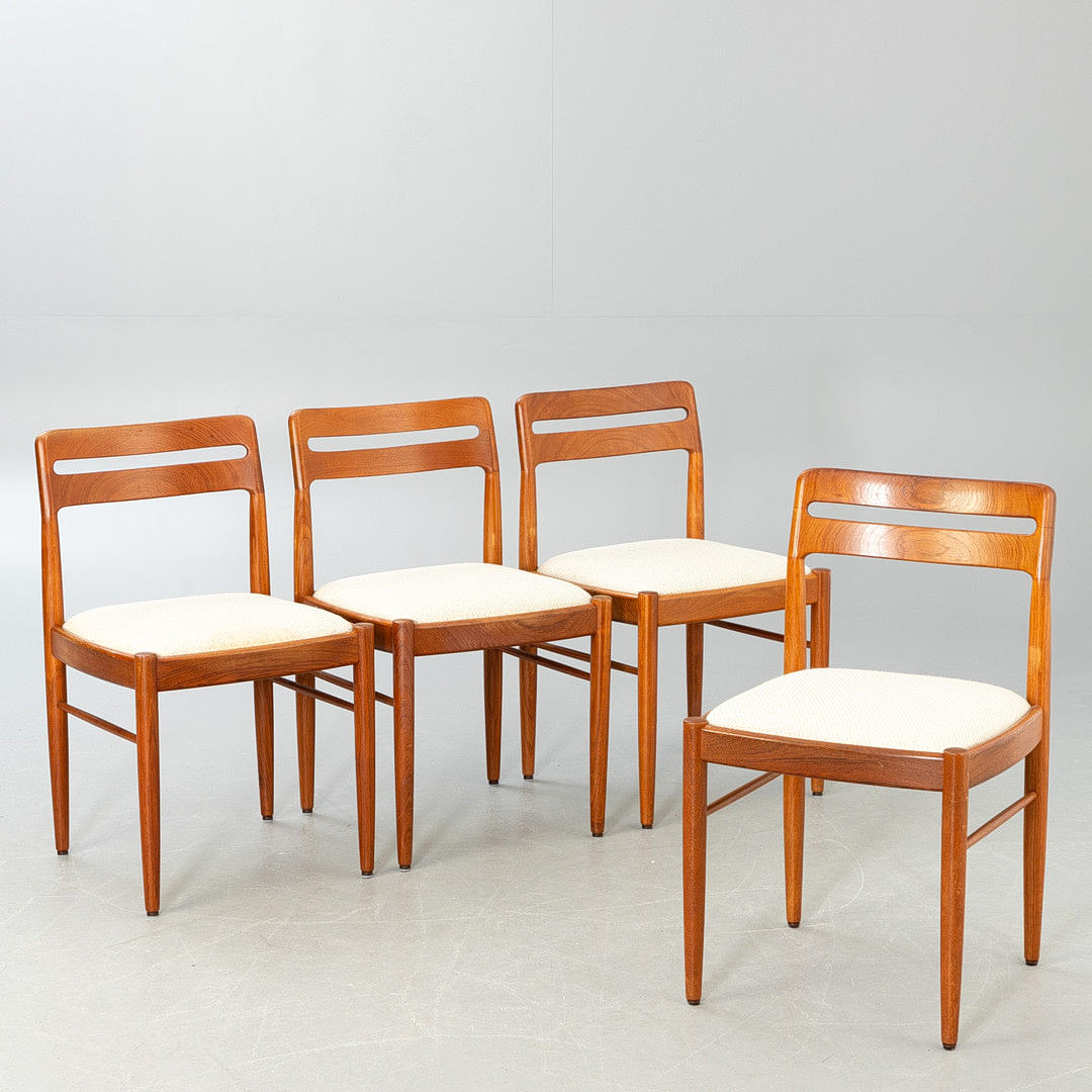 HW Små 4 teakstole til Bramin.