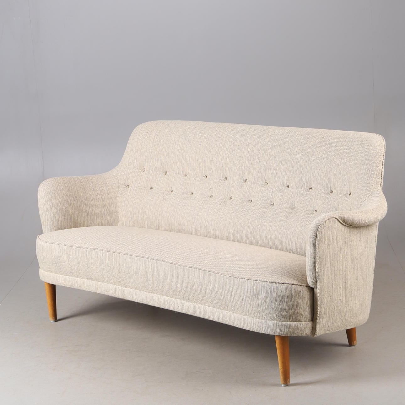 CARL MALMSTEN. Soffa, "Samsas", beige textilklädsel.
