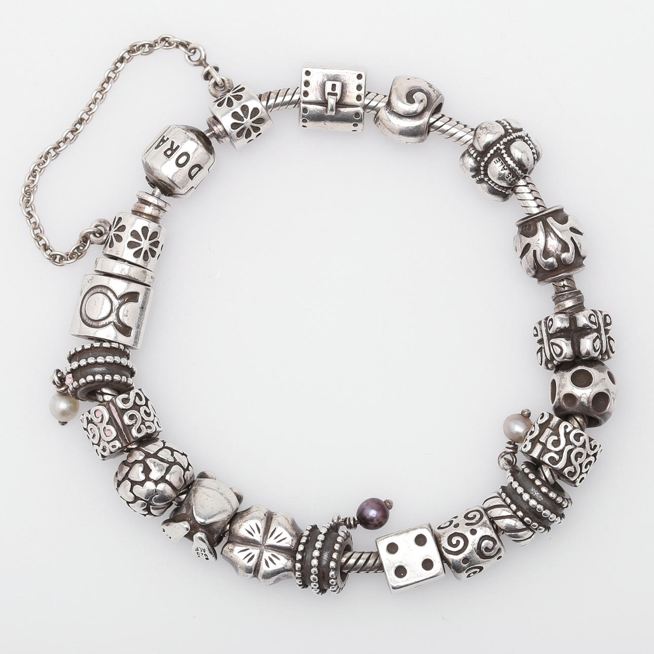 CHARM-RANNEKORU, Pandora, hopeaa, 925, 70 grammaa.