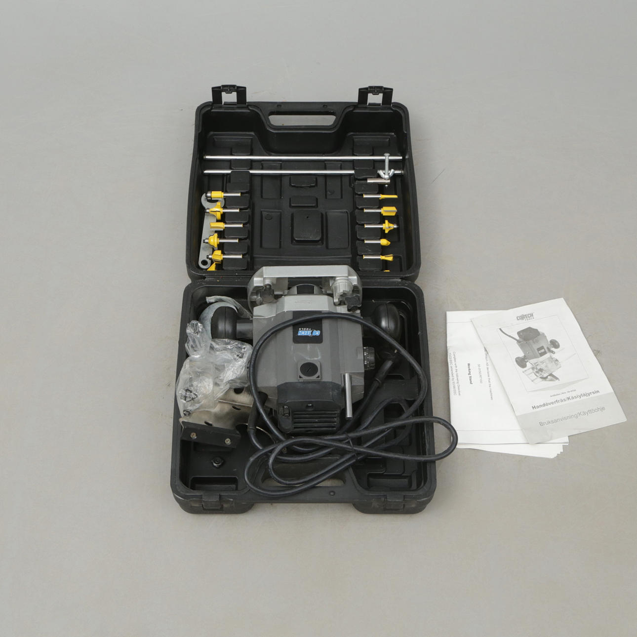 HANDSCHNEIDER, im Beutel.