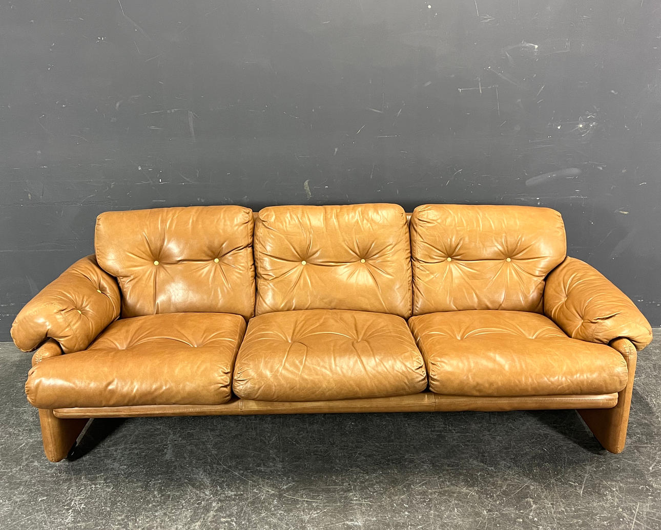 AFRA & TOBIA SCARPA. CORONADO SOFA.