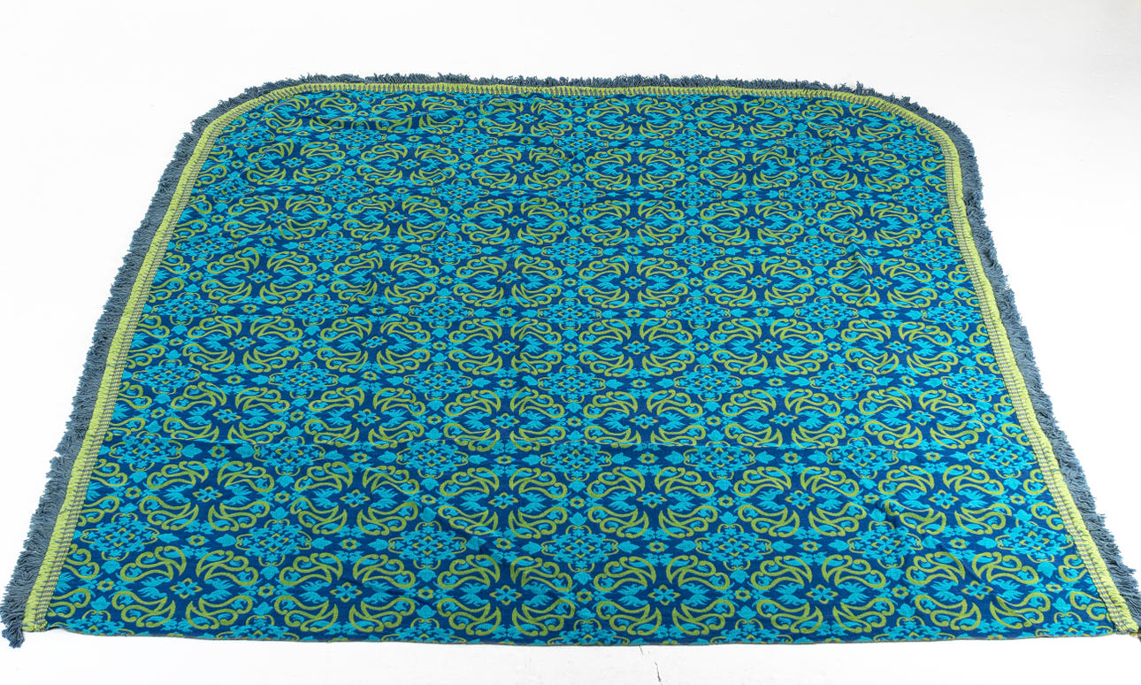 ÖVERKAST, ull, troligen Spanien, ca 240 x 250 cm.