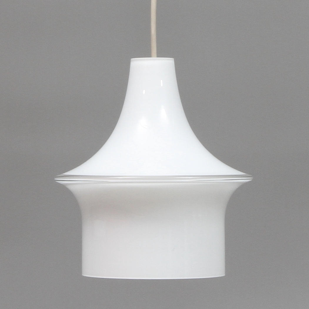 TAKLAMPA, "Pagodi", Lisa Johansson-Pape för Iitala.