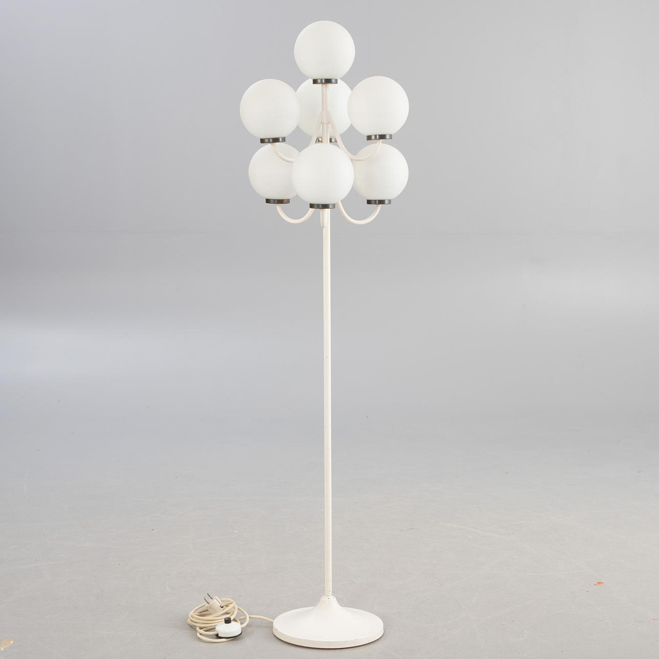 Kugel Stehleuchte, 1970er Jahre.