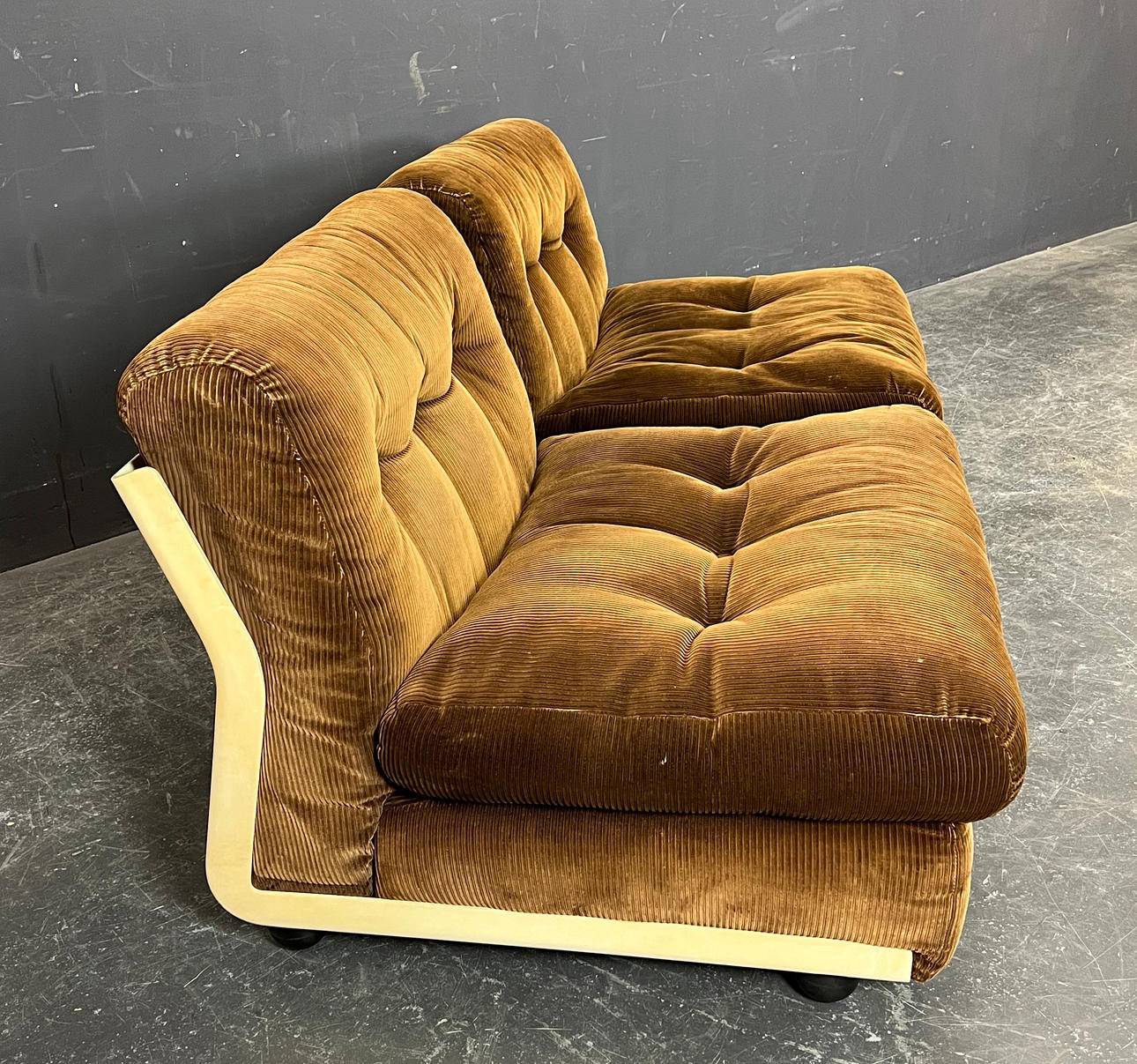 MARIO BELLINI. SOFÁ/SILLÓN DE 2 ELEMENTOS AMANTA.