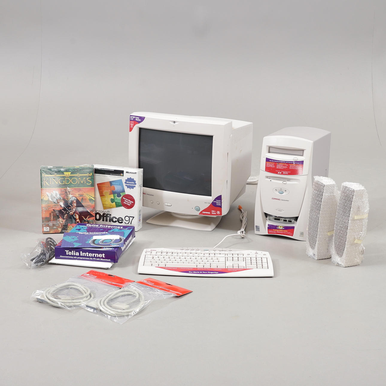 COMPUTADORA DE COMPRA PERSONAL, Compaq Presario MV700, 1998.