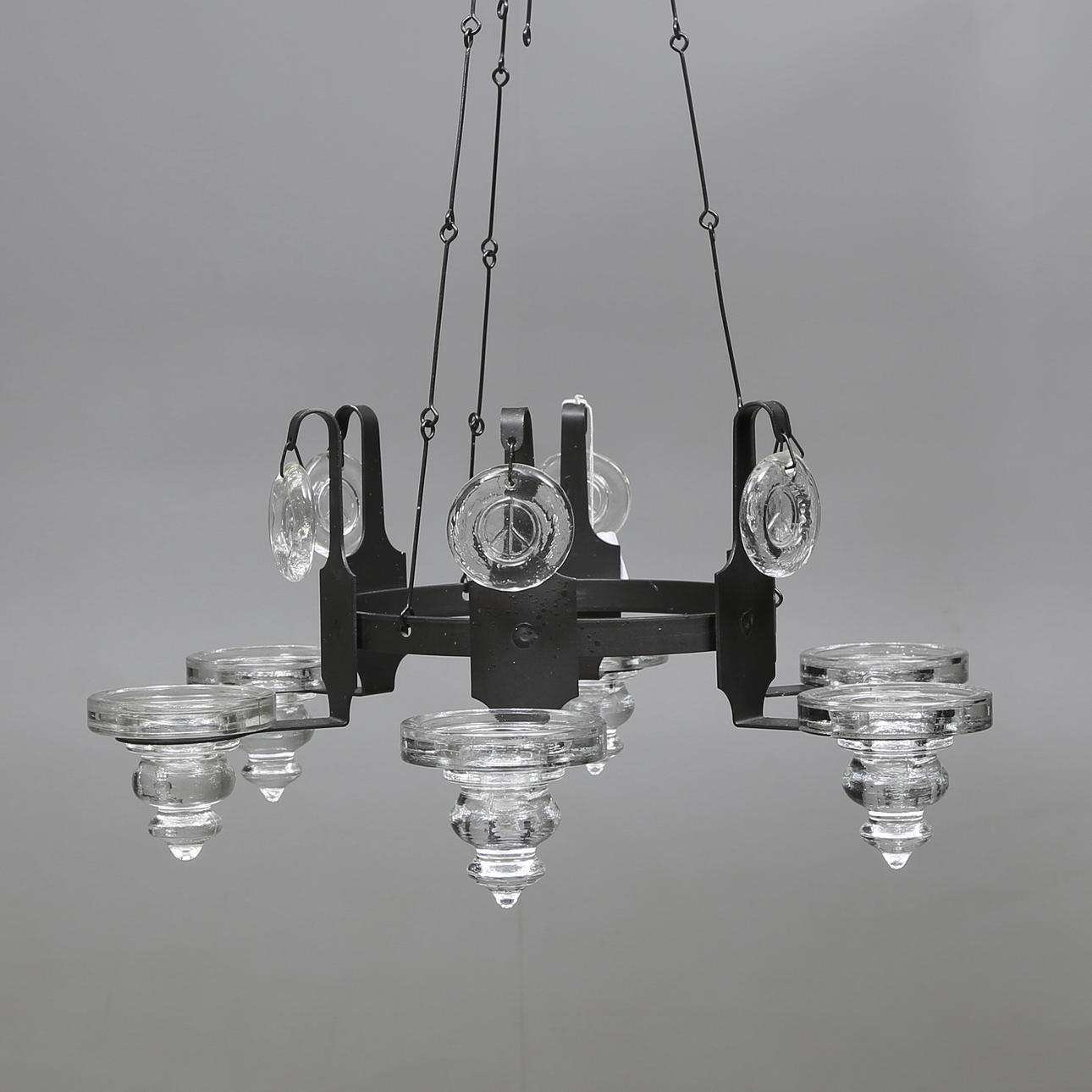 LJUSKRONA, smide, 1900-tal, höjd utan kedja 21 cm.