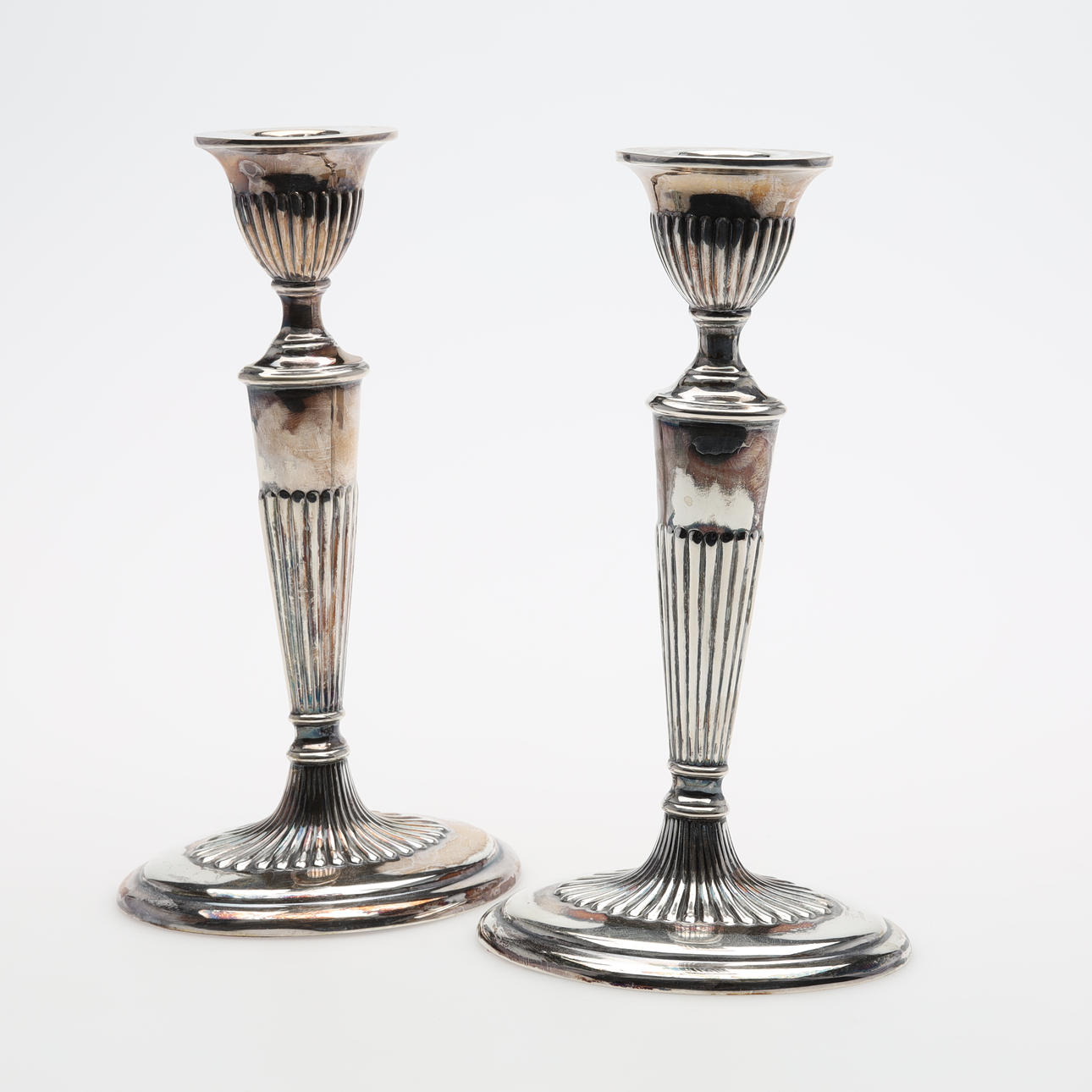 CANDLESTICKS silver.
