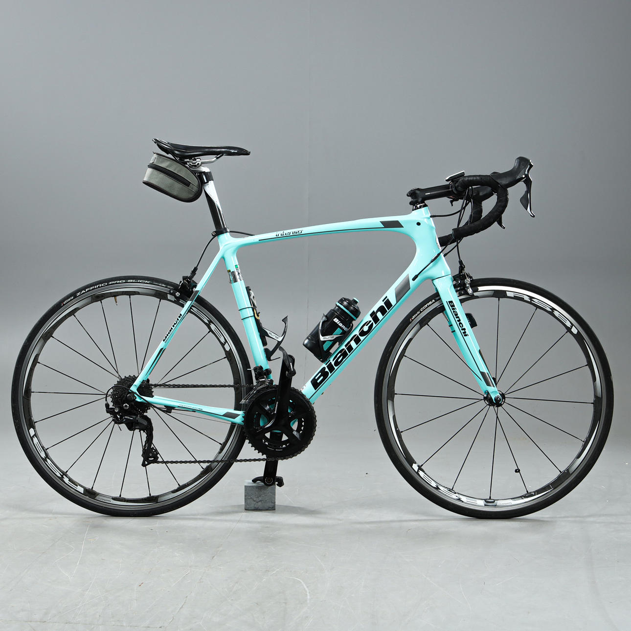 RACERCYKEL. Intensive White.