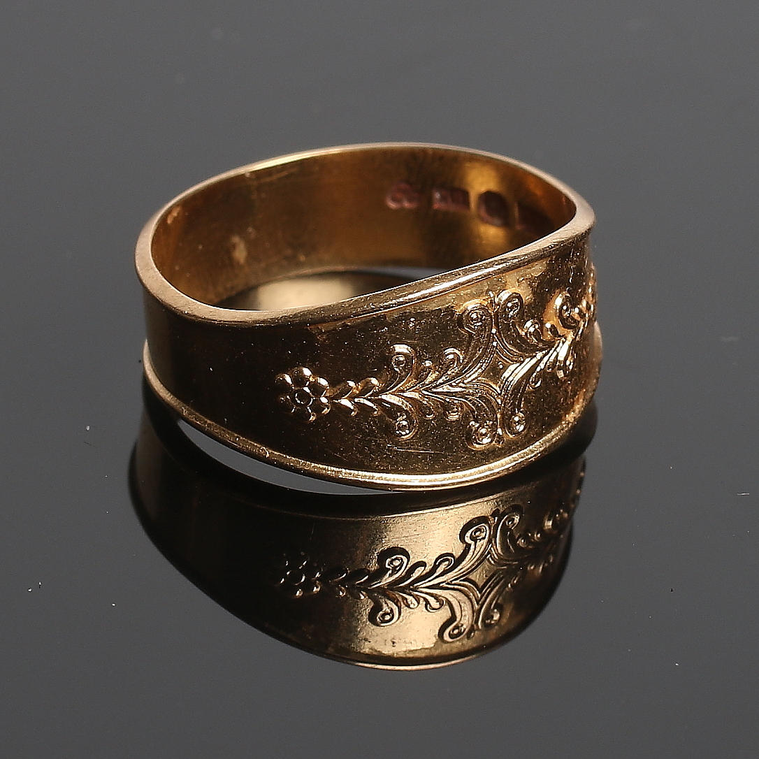 MEDELPADSRING, 18k guld, Sigfrid Pettersson, Bollnäs, Vikt 4 gram.
