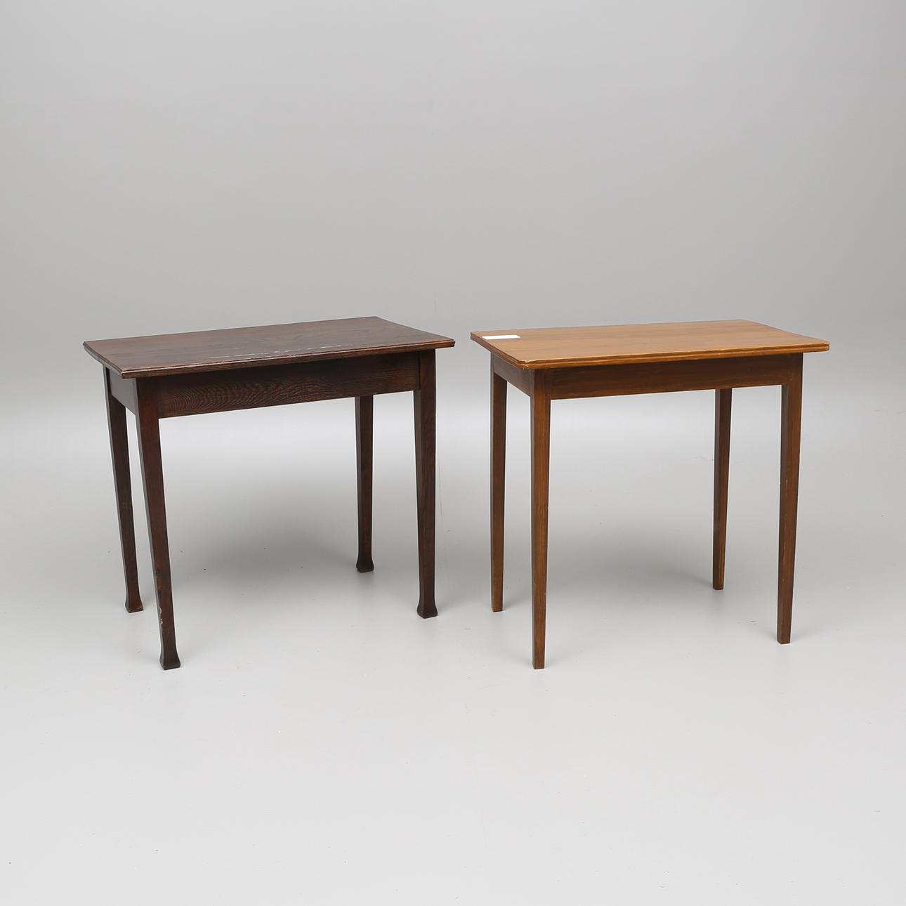 FÖNSTERBORD, 2 st, tidigt 1900-tal.