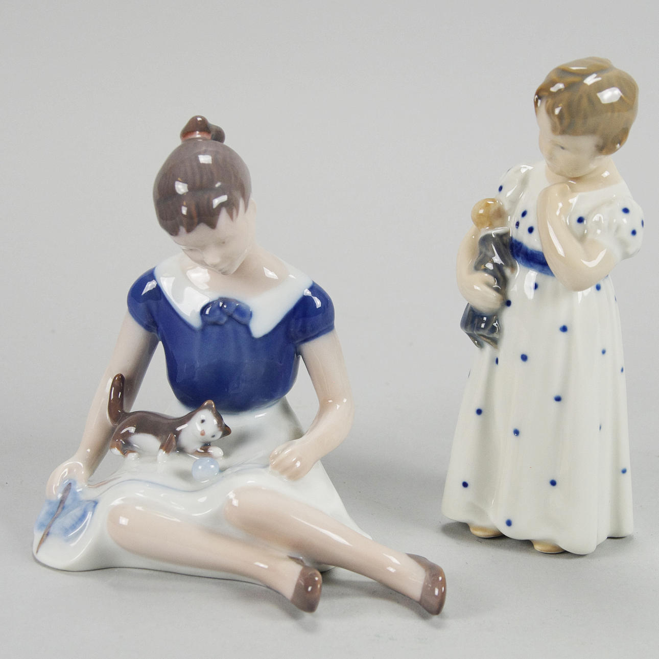 FIGURINER, 2 stycken, porslin, Royal Copenhagen samt Bing & Gröndal.