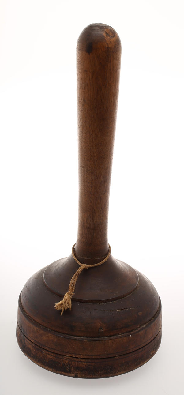 BILDHUGGAREKLUBBA, allmoge, och redskap snickeri, 1800-tal.