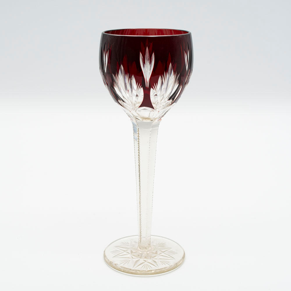 BOHEMISK ROMAN, RÖTT GLAS, POLERAT.