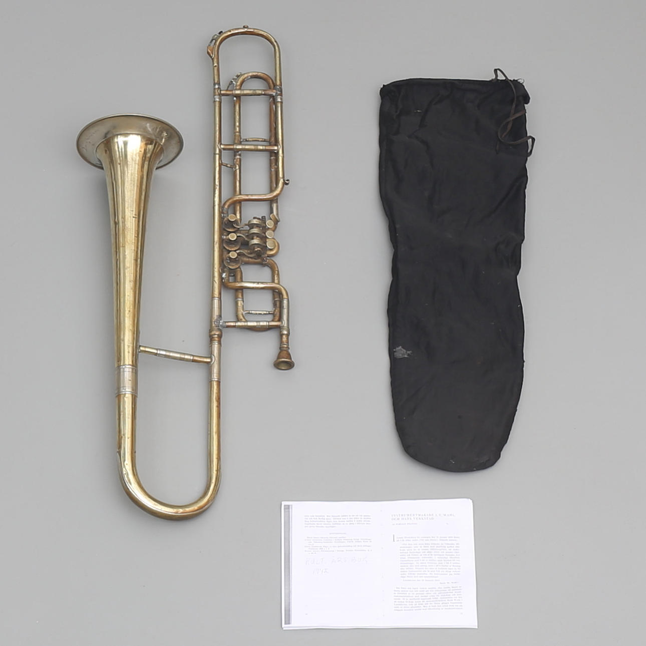 JACOB VALLENTIN WAHL. Ventilbasun, mässing och silver, omkring 1800-talets mitt.