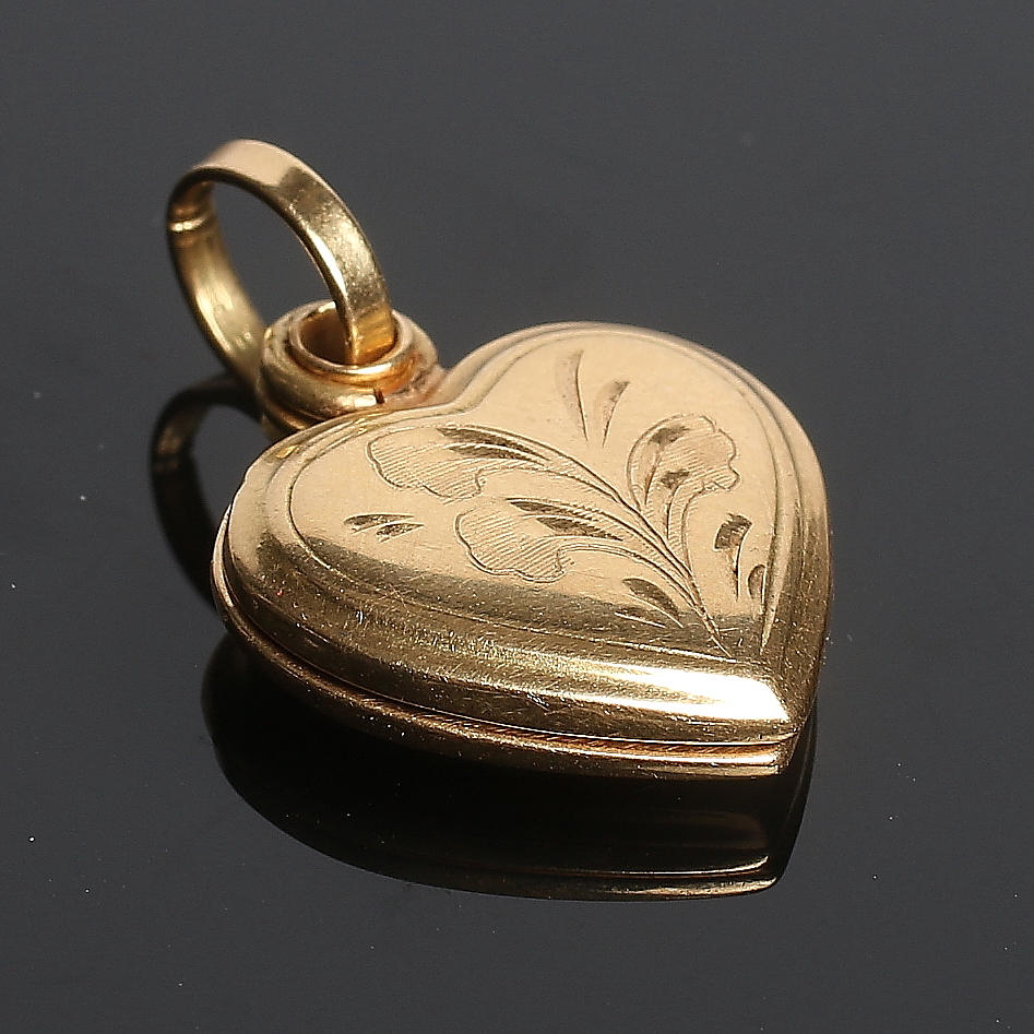 MEDALJONG, 18k guld, 1900-tal. Vikt 3,5 gram.