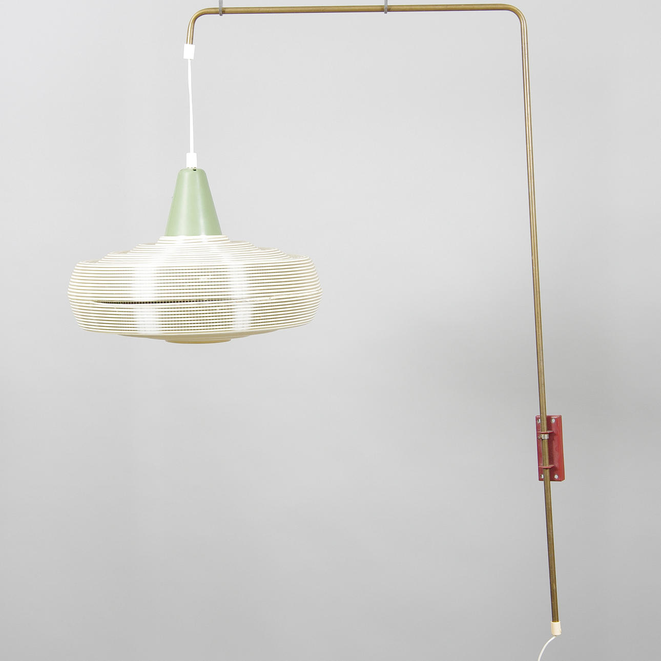 VÄGGLAMPA, Ewå, Värnamå, metall med plastkupa.