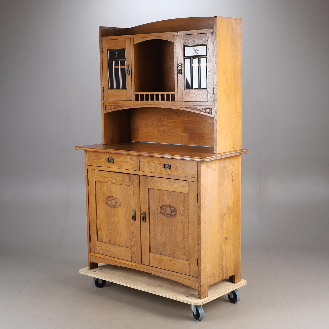 SPISESKAB, eg, jugendstil.