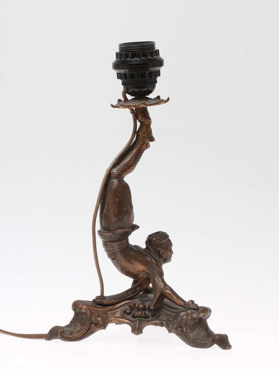 BORDSLAMPA i form av akrobat, tidigt 1900-tal.