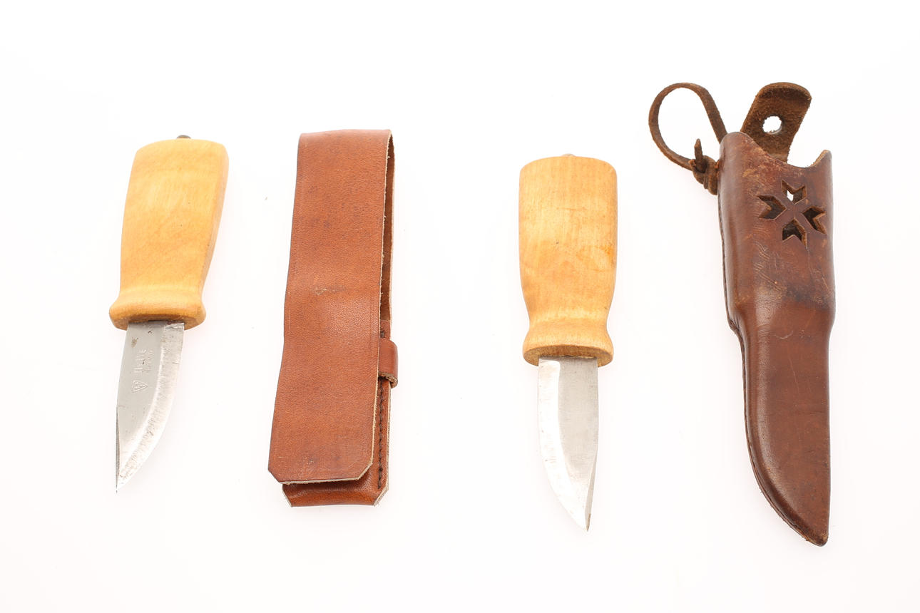 KNIVE, 2 stk, norske, Helle.